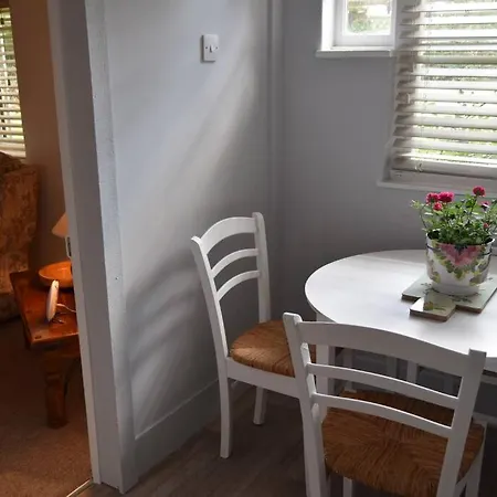 Lovely Garden Cottage In Snettisham Exterior photo